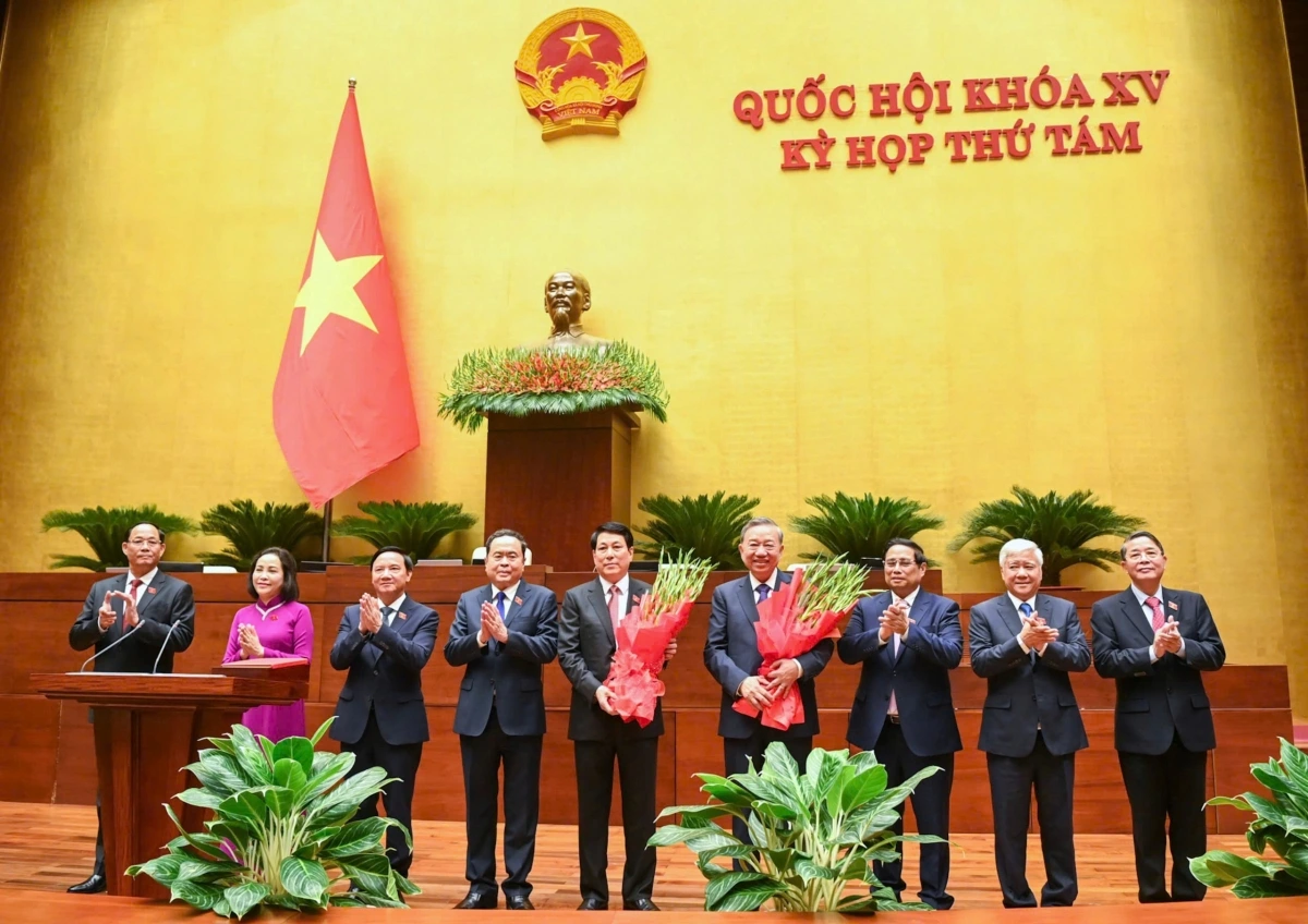 Lãnh đạo Đảng, Nhà nước chúc mừng Chủ tịch nước Lương Cường
