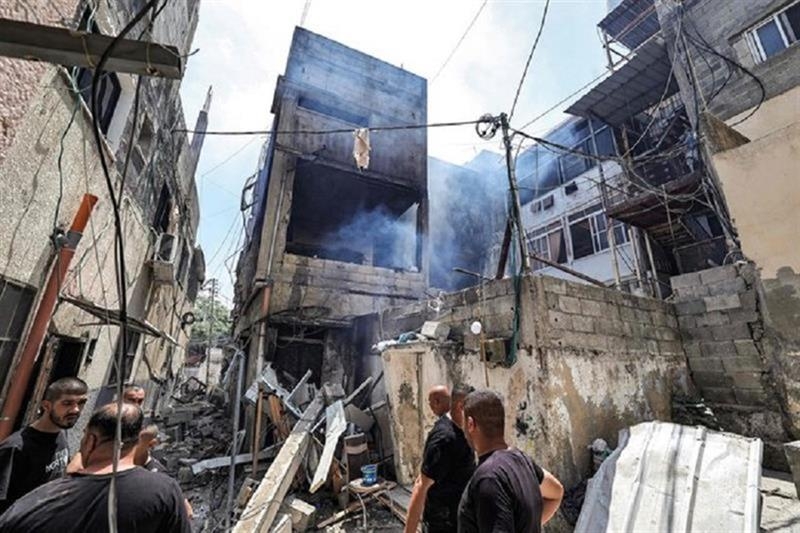 Một cuộc không kích của quân đội Israel vào trại tị nạn Nur Shams ở Bờ Tây . (Ảnh: AFP)