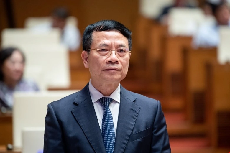 Bộ trưởng Bộ TT-TT Nguyễn Mạnh Hùng