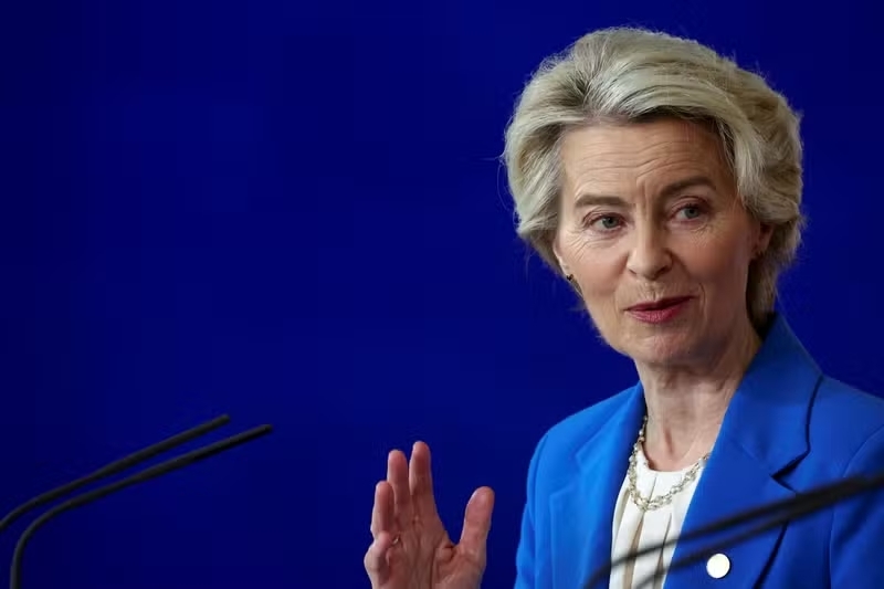 Chủ tịch Ủy ban Châu Âu Ursula von der Leyen phát biểu trong cuộc họp báo tại Hội nghị thượng đỉnh Quy trình Berlin, tại Berlin, Đức, ngày 14/10 (Ảnh: Reuters)