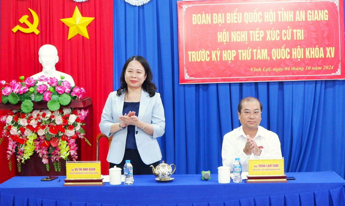 Phó Chủ tịch nước Võ Thị Ánh Xuân và Đoàn ĐBQH tỉnh An Giang đã có buổi tiếp xúc cử tri tại An Giang