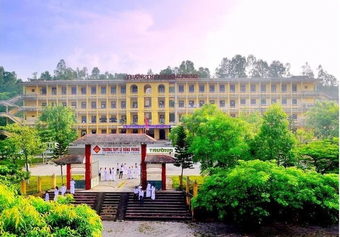 Trường THPT Lê Hông Phong, Thanh Hóa.