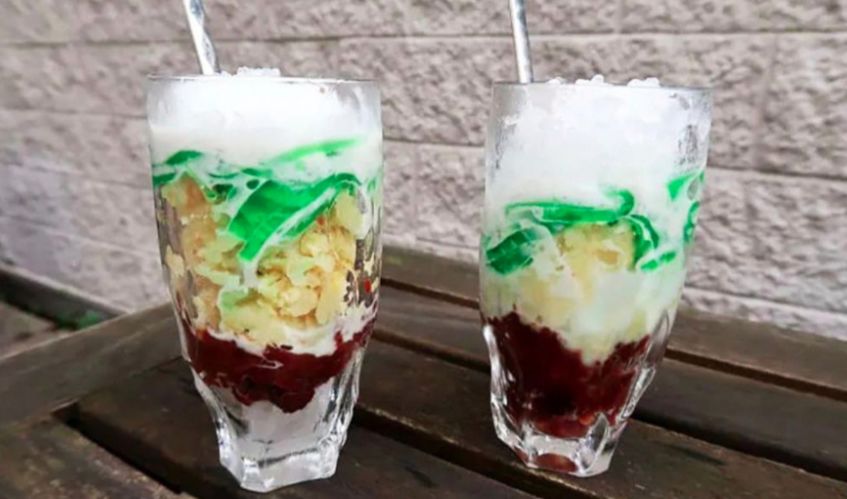 Three Color Dessert (Chè ba màu) has been named among the 100 best desserts in Asia. (Photo courtesy of Authentic food quest)