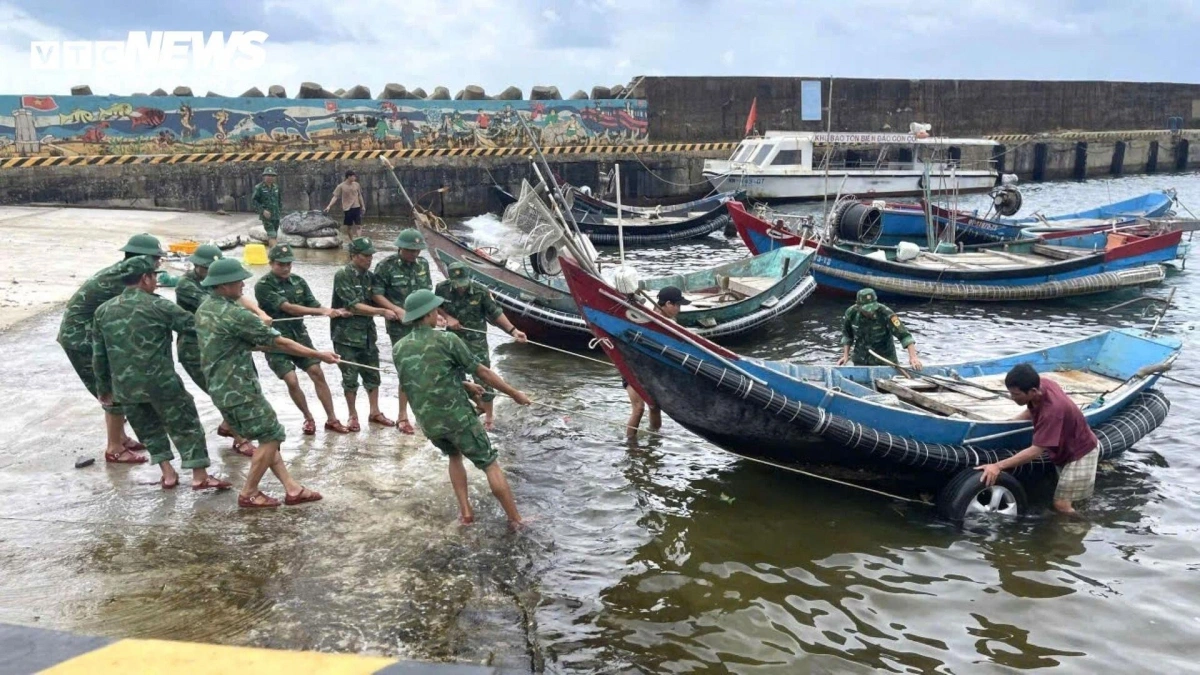 Pictured is serious flooding occurring in Le Thuy district.