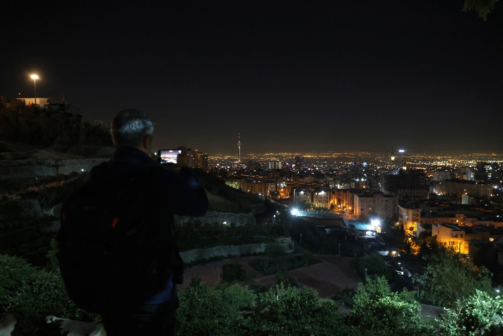 Israel tấn công vào các mục tiêu quân sự ở Iran sáng 26/10. Ảnh: Reuters