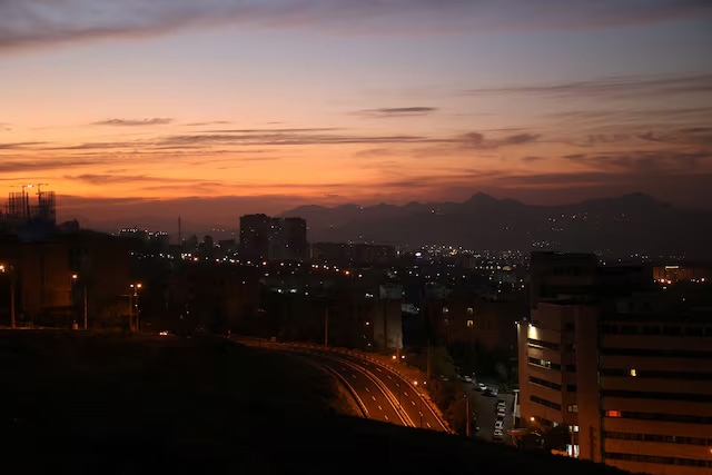 Quang cảnh thủ đô Tehran của Iran sau khi có một vài tiếng nổ sáng sớm 26/10/2024. Ảnh: West Asia News Agency