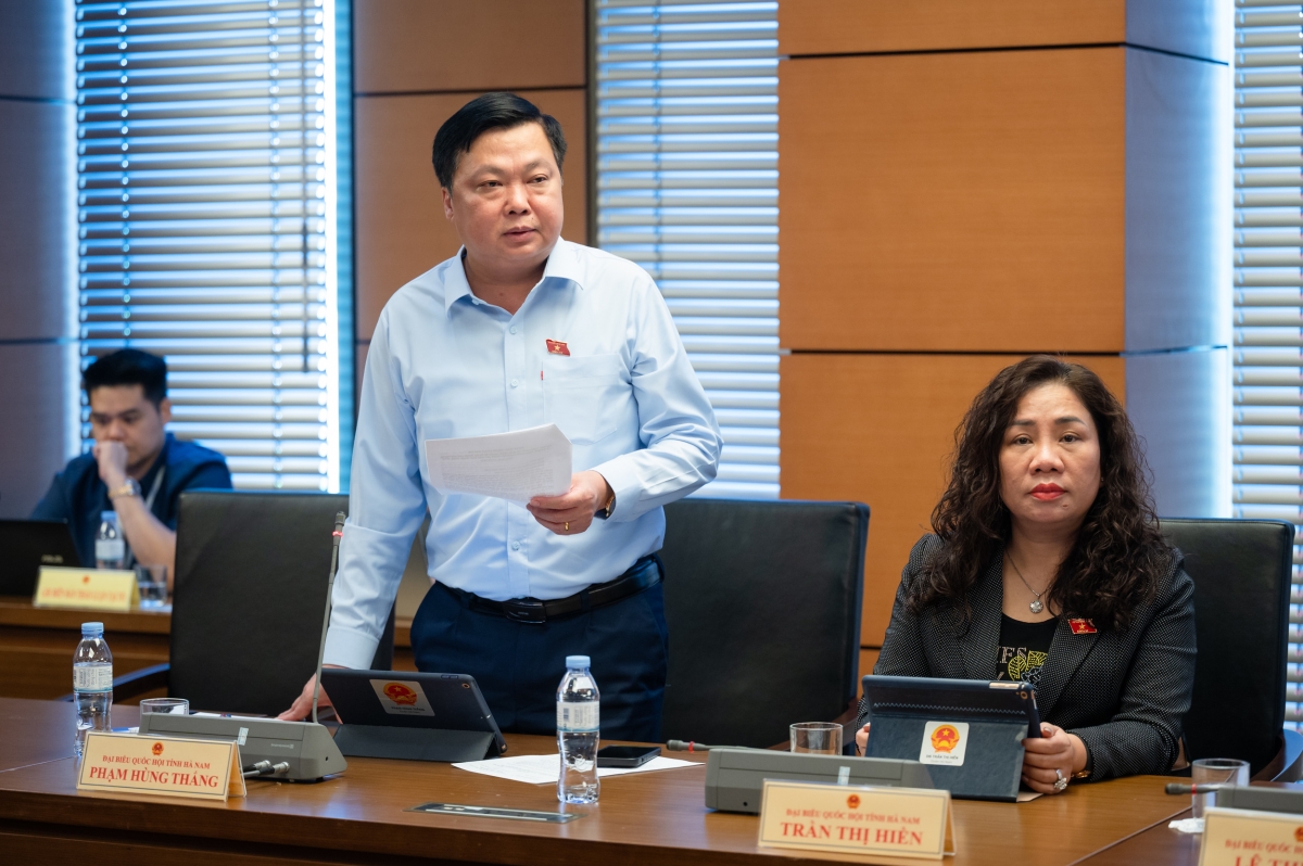 Đại biểu Phạm Hùng Thắng (Đoàn ĐBQH tỉnh Hà Nam)