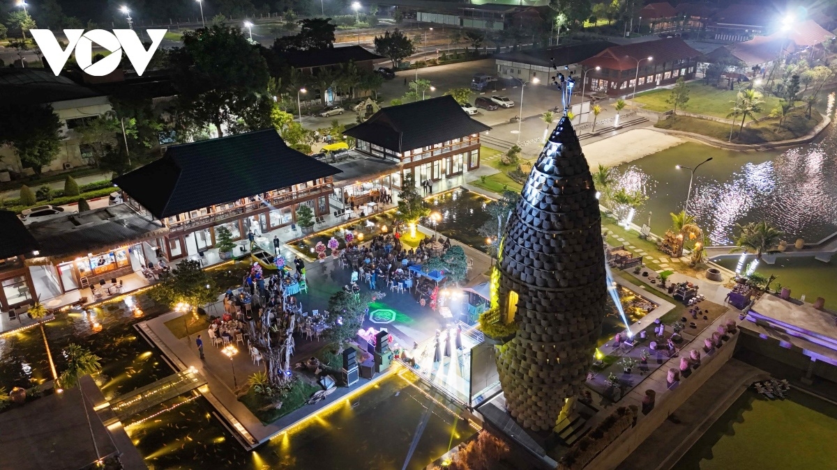 Tháp Thần nông tại Bắc Ninh