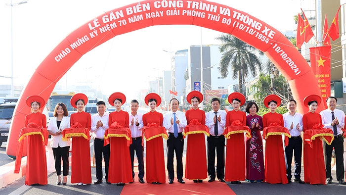 Thông xe 2 tuyến đường Âu Cơ và Xuân Diệu, quận Tây Hồ, Hà Nội