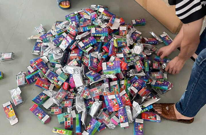 Hàng hóa vi phạm