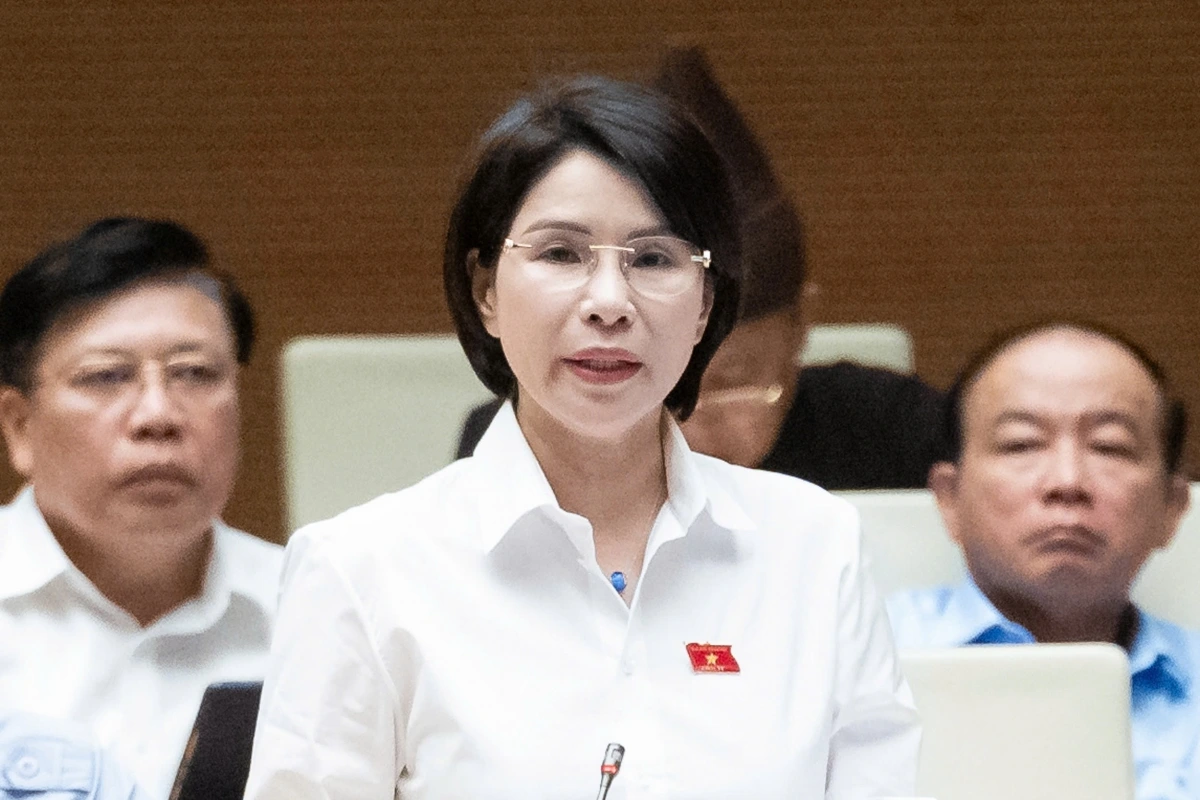 Đại biểu Quốc hội Trần Thị Nhị Hà, đoàn Hà Nội, nguyên Giám đốc Sở Y tế Hà Nội (Ảnh: Quốc hội)