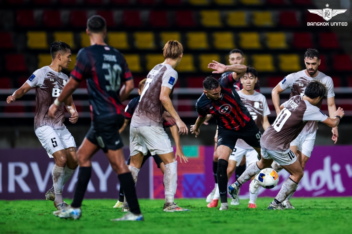 Một số hình ảnh của Bangkok United ở lượt trận đầu tiên. (Ảnh: BKUFC). 