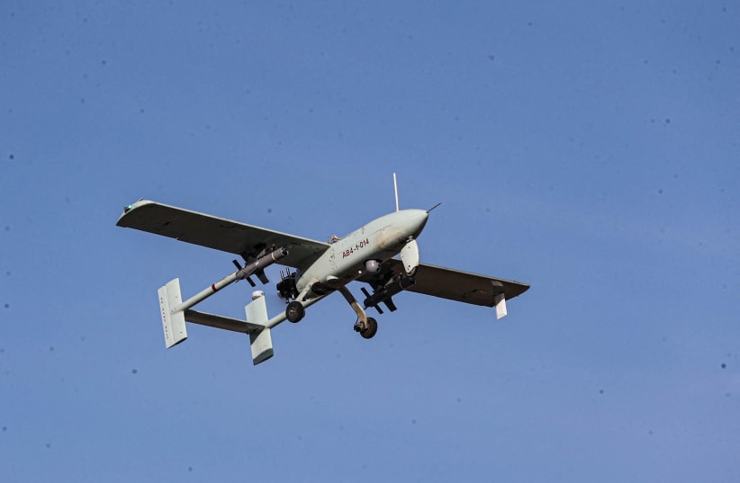 Một chiếc UAV trong cuộc tập trận của Iran, tháng 10/2023. Ảnh: Wana