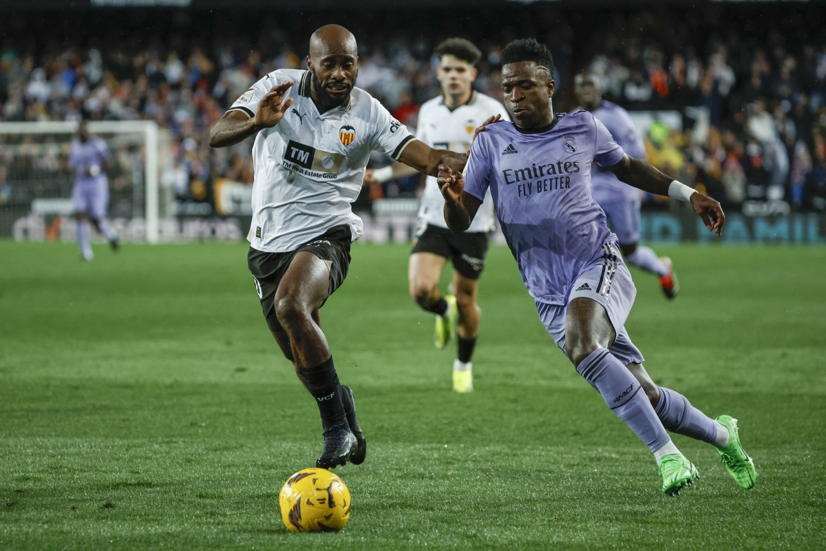 Trận Valencia vs Real Madrid bị hoãn vì mưa lũ. (Ảnh: Getty). 