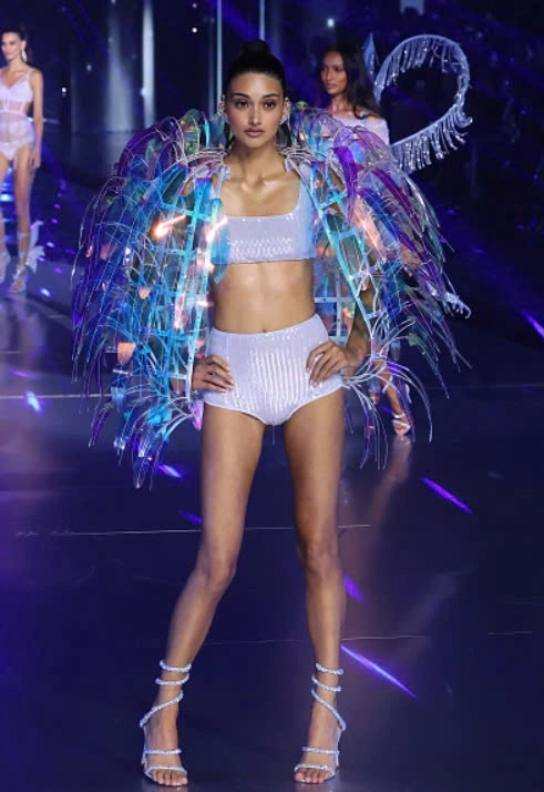 Neelam Gill