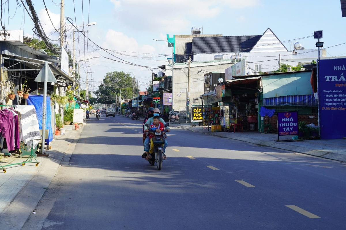 Đường Nguyễn Thị Thảnh (huyện Hóc Môn) có giá 17,1 triệu đồng/m2 theo "bảng giá đất mới", gấp 28 lần so với giá cũ.