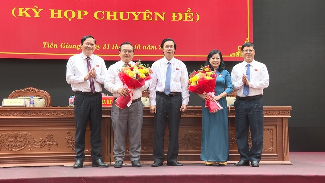 Bà Châu Thị Mỹ Phương vừa được bầu giữ chức vụ Chủ tịch HĐND tỉnh Tiền Giang