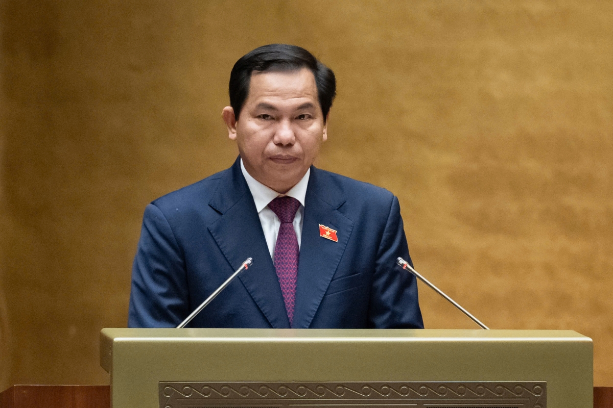 Chủ nhiệm Ủy ban Tài chính, Ngân sách của Quốc hội Lê Quang Mạnh trình bày Báo cáo giải trình, tiếp thu, chỉnh lý dự thảo Nghị quyết