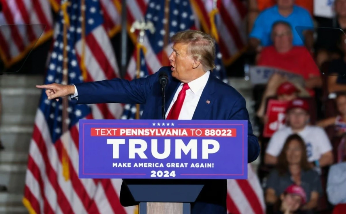 Ông Donald Trump phát biểu tại một buổi vận động tranh cử ở Erie, Pennsylvania, ngày 29/7. Ảnh: Reuters