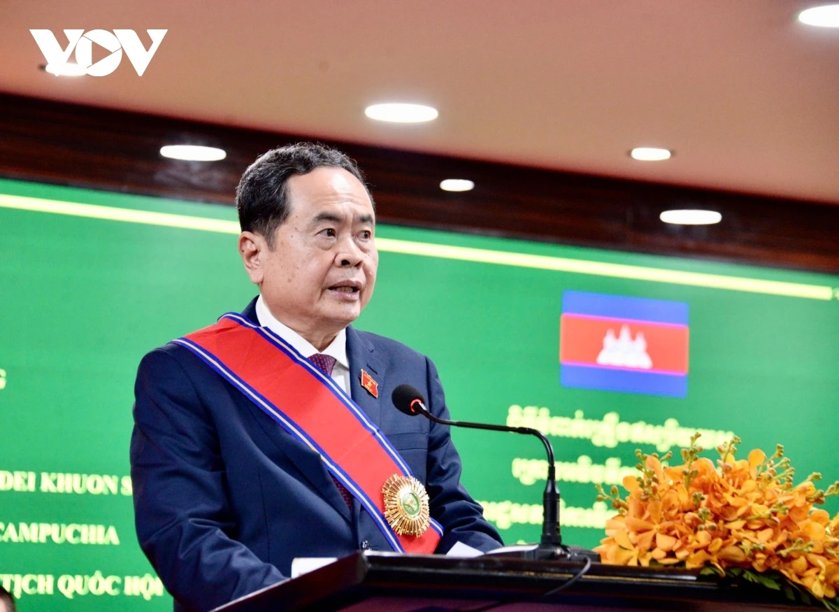 Vinh dự được Nhà nước Campuchia trao tặng Huân chương cao quý, Chủ tịch Quốc hội Trần Thanh Mẫn khẳng định sẽ luôn tiếp tục nỗ lực, góp phần tiếp nối, tăng cường quan hệ hữu nghị, tình đoàn kết đặc biệt giữa Đảng, Nhà nước, Quốc hội, nhân dân hai nước. Chủ tịch Quốc hội Trần Thanh Mẫn tin tưởng chắc chắn rằng, với nỗ lực của Campuchia, sự đoàn kết keo sơn ba nước Việt Nam - Campuchia - Lào và ủng hộ của cộng đồng quốc tế, Campuchia nhất định sẽ thực hiện thành công các mục tiêu đề ra.