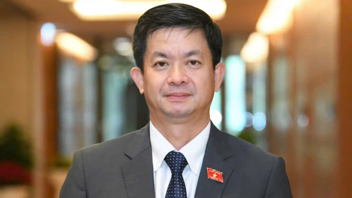 Ông Lê Quang Tùng