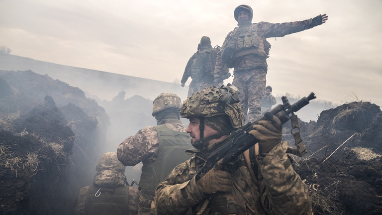 Xung đột Nga-Ukraine ngày càng leo thang. Ảnh: Getty