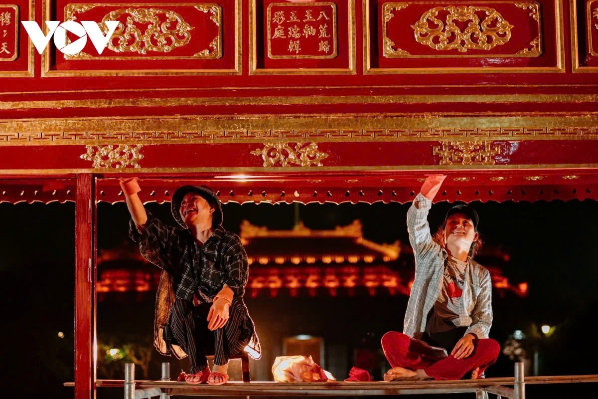 In addition, the Imperial City of Hue is one of the most famous tourist destinations in Vietnam. Maintaining and improving the quality of the heritage site will attract more visitors, contributing to local economic development.