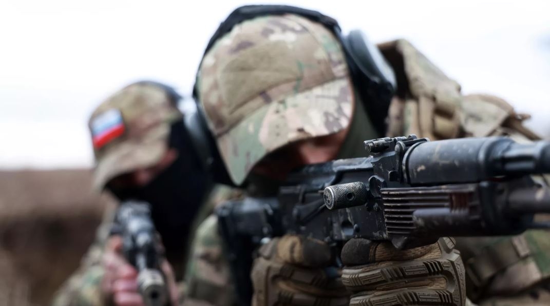 Huấn luyện quân sự ở Cộng hòa Donetsk. Ảnh: Sputnik