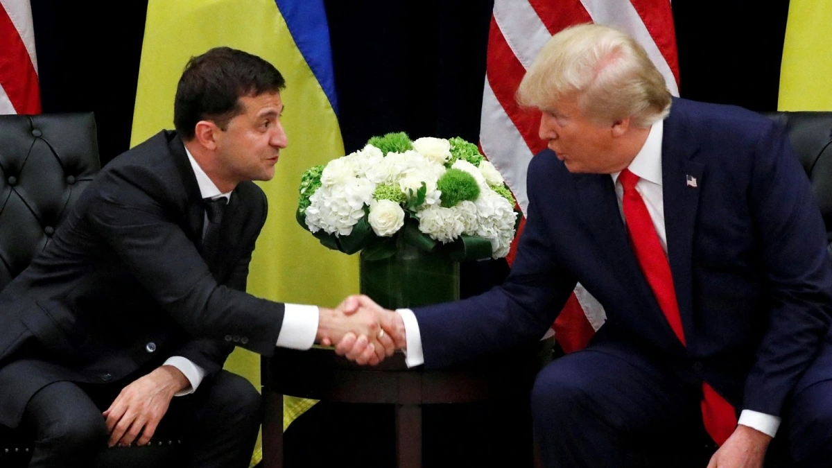 Tổng thống Ukraine Volodymyr Zelensky và ông Donald Trump năm 2019. Ảnh: Reuters