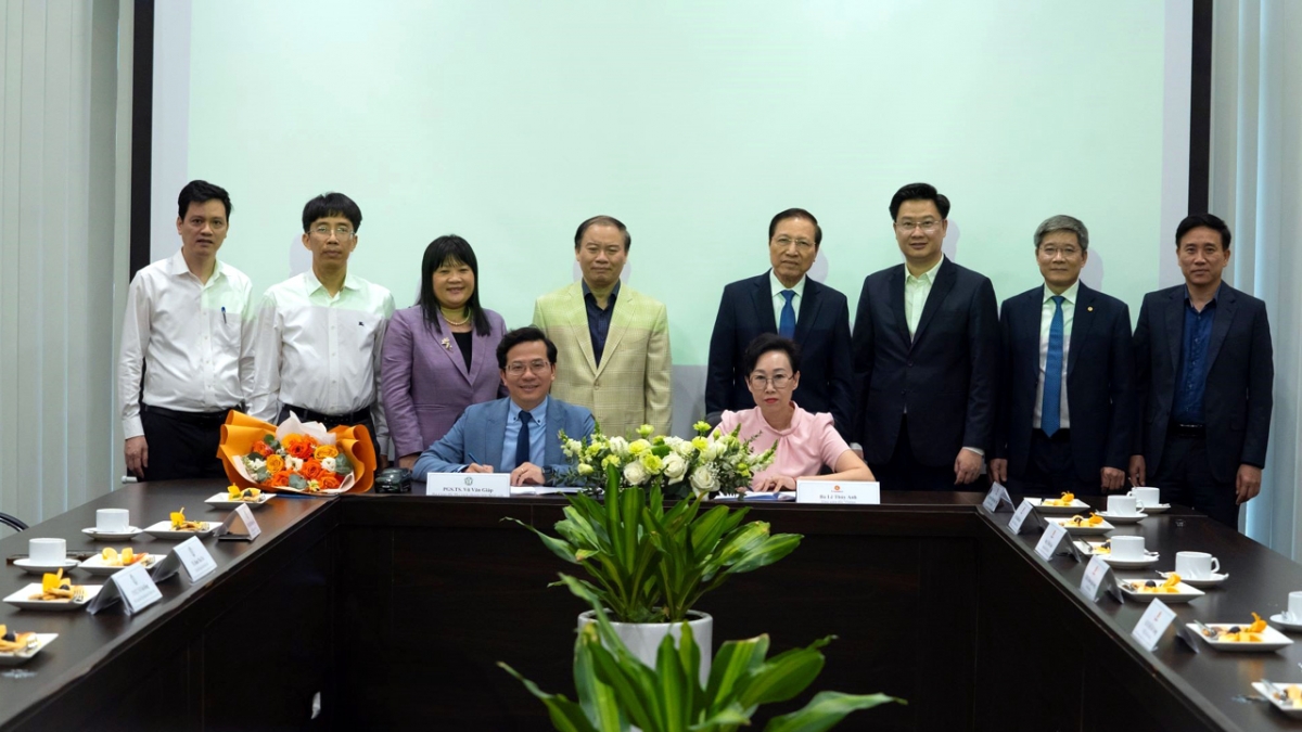 Tập đoàn Vingroup và Bệnh viện Bạch Mai ký kết thỏa thuận hợp tác chiến lược toàn diện về chuyển đổi xanh trong lĩnh vực y tế