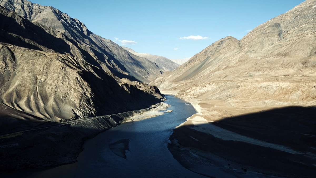 Điều kiện tự nhiên khắc nghiệt tại Vùng lãnh thổ Liên bang Ladakh, Ấn Độ được cho là phù hợp để triển khai các nghiên cứu tương tự trong lĩnh vực không gian. Ảnh: ANI