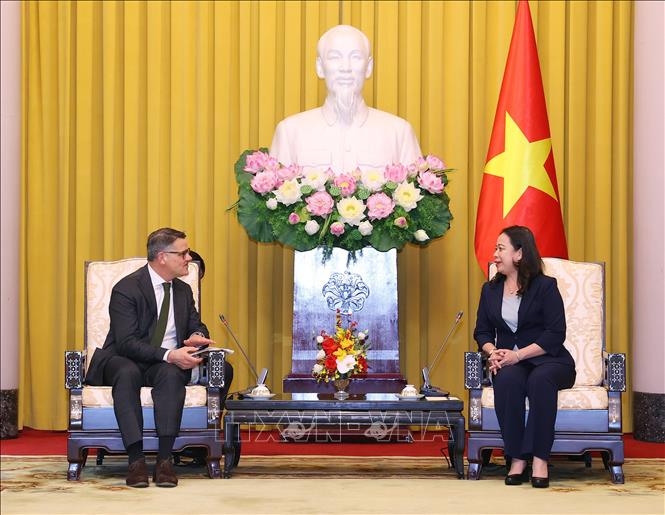 Phó Chủ tịch nước Võ Thị Ánh Xuân tiếp Thủ hiến bang Hessen Boris Rhein, Cộng hòa Liên bang Đức. (Ảnh: Văn Điệp/TTXVN)