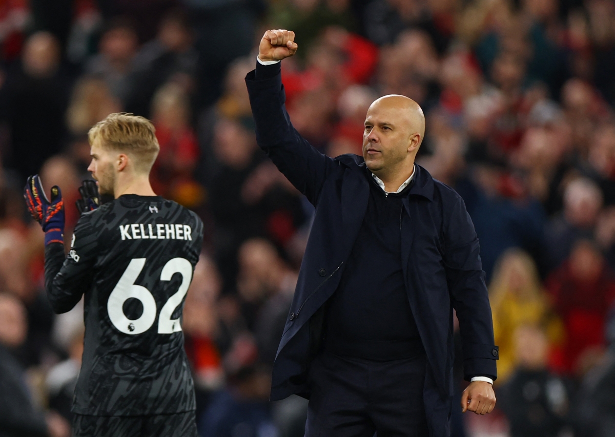 HLV Arne Slot làm được điều chưa từng có trong lịch sử Liverpool (Ảnh: Reuters).