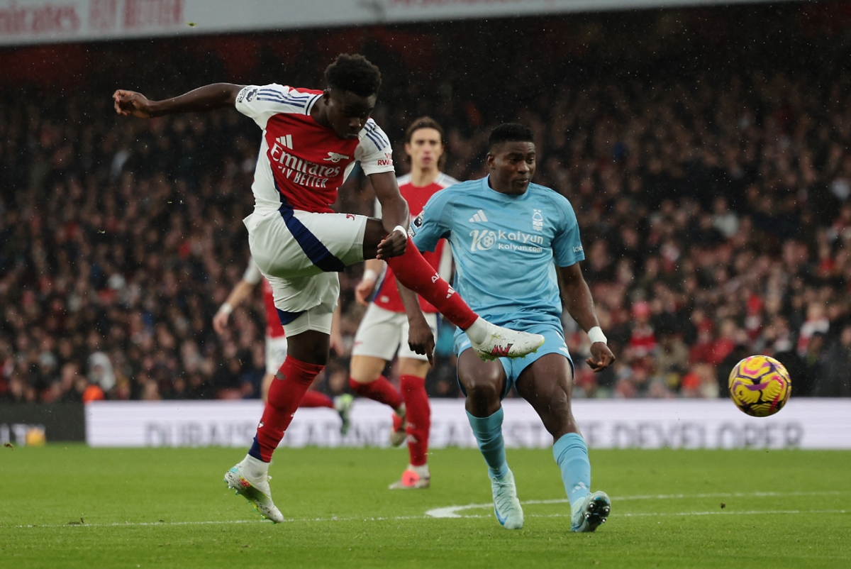 Arsenal liên tục tạo nên những tình huống nguy hiểm (Ảnh: Reuters)