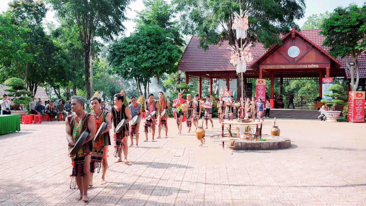 Hoạt động ở Khu bảo tồn văn hóa dân tộc X'tiêng sóc Bom Bo (ảnh: BP)