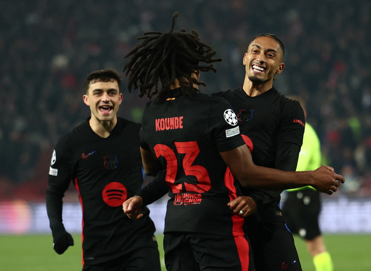 Barca thắng đậm tại Serbia. (Ảnh: Reuters).