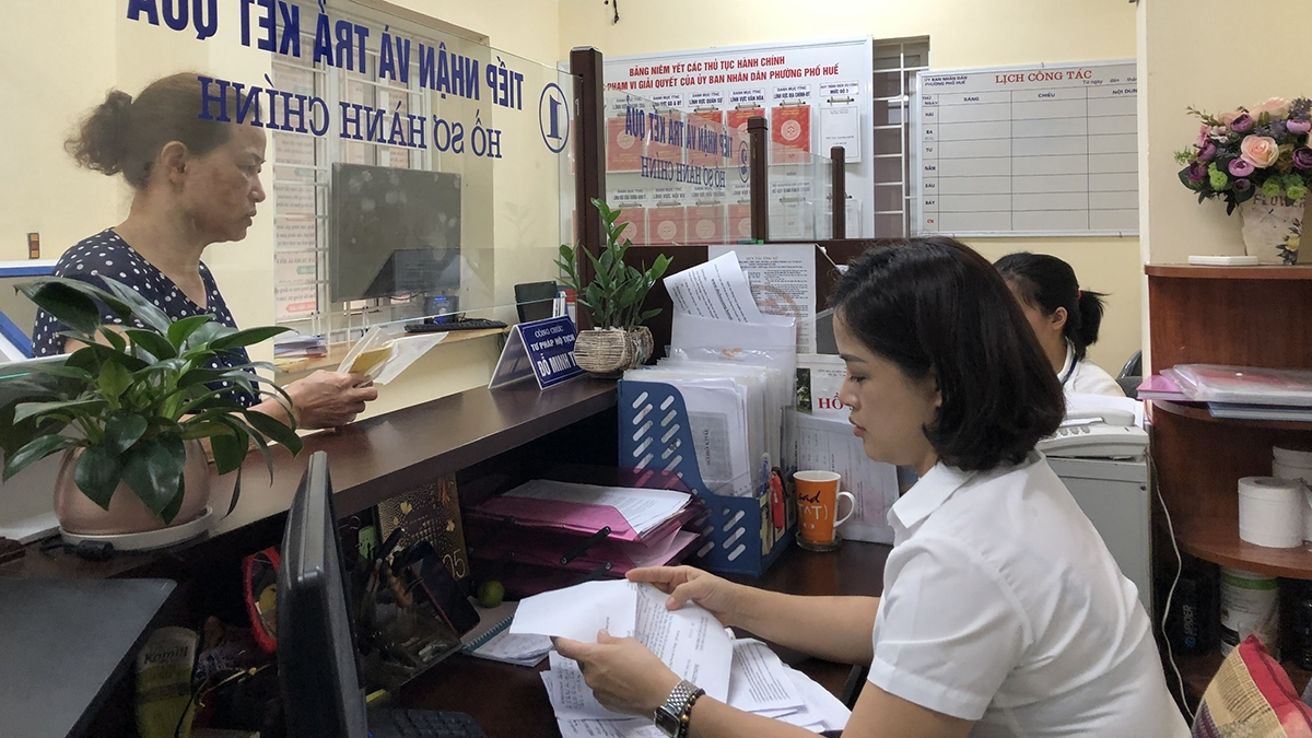 Hà Nội dự kiến sẽ chi tăng thêm thu nhập cho cán bộ, công chức, viên chức