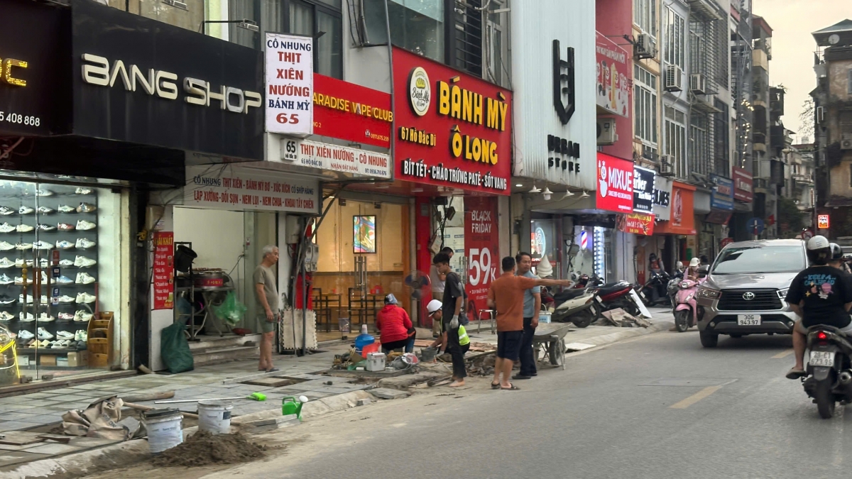 Đáng chú ý, tình trạng "nơi xây, nơi đào" gây lãng phí tiền của cũng không phải là hiếm. 