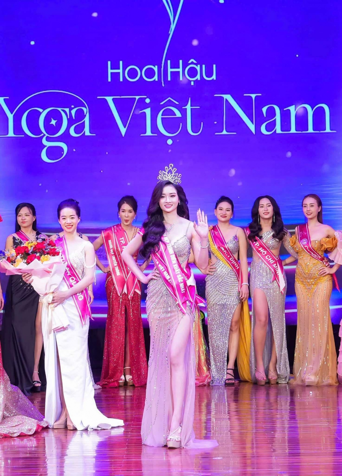 Nguyễn Thị Huyền đăng quang Hoa hậu Yoga Việt Nam 2024