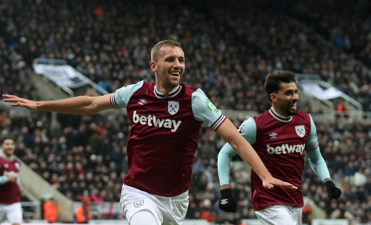 West Ham có bàn mở tỉ số từ sớm (Ảnh: Reuters).