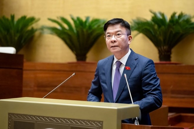  Phó Thủ tướng Chính phủ Lê Thành Long trình bày trước Quốc hội Tờ trình về chủ trương đầu tư Chương trình mục tiêu quốc gia phòng, chống ma túy đến năm 2030.