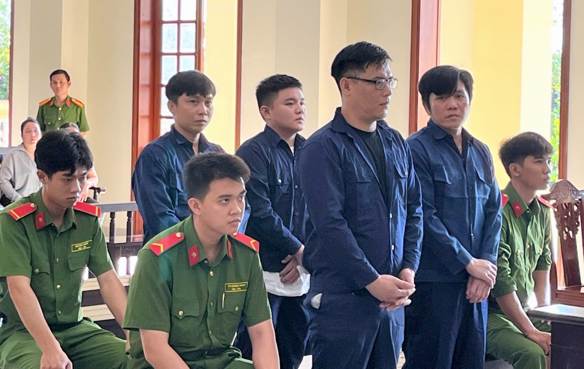 Lĩnh án tù vì tội mua bán người dưới 16 tuổi