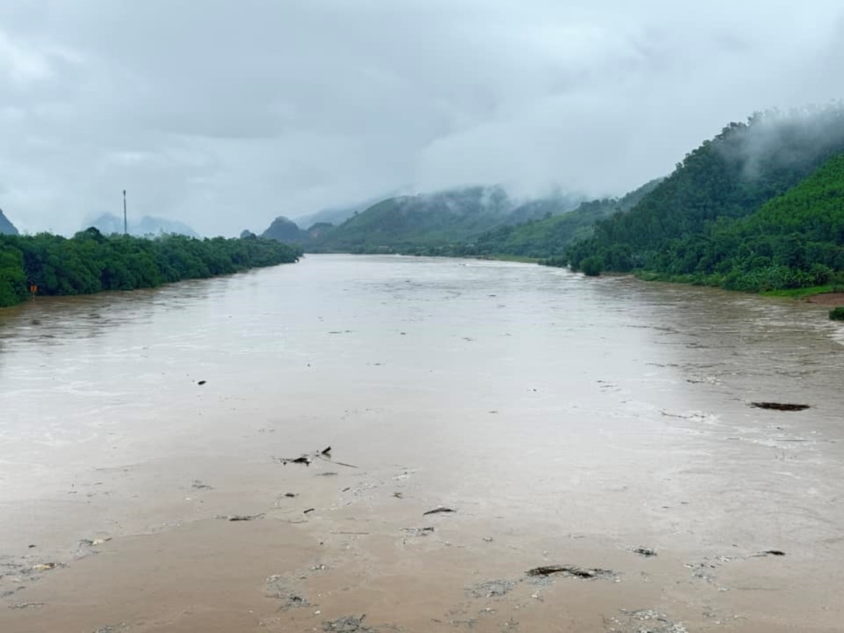 Mưa lớn làm ngập cục bộ tại huyện Tuyên Hóa, tỉnh Quảng Bình