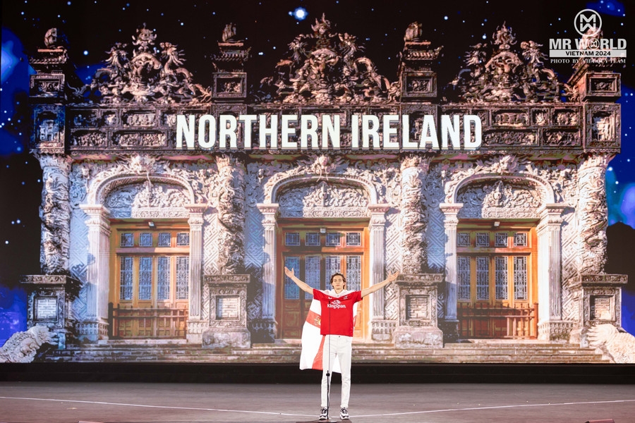 A national costume worn by the representative from Northern Ireland