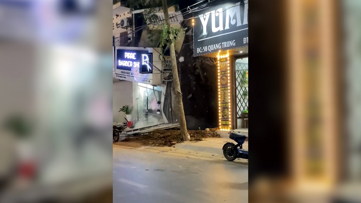 Căn nhà bị đổ sập hoàn toàn - Ảnh chụp màn hình