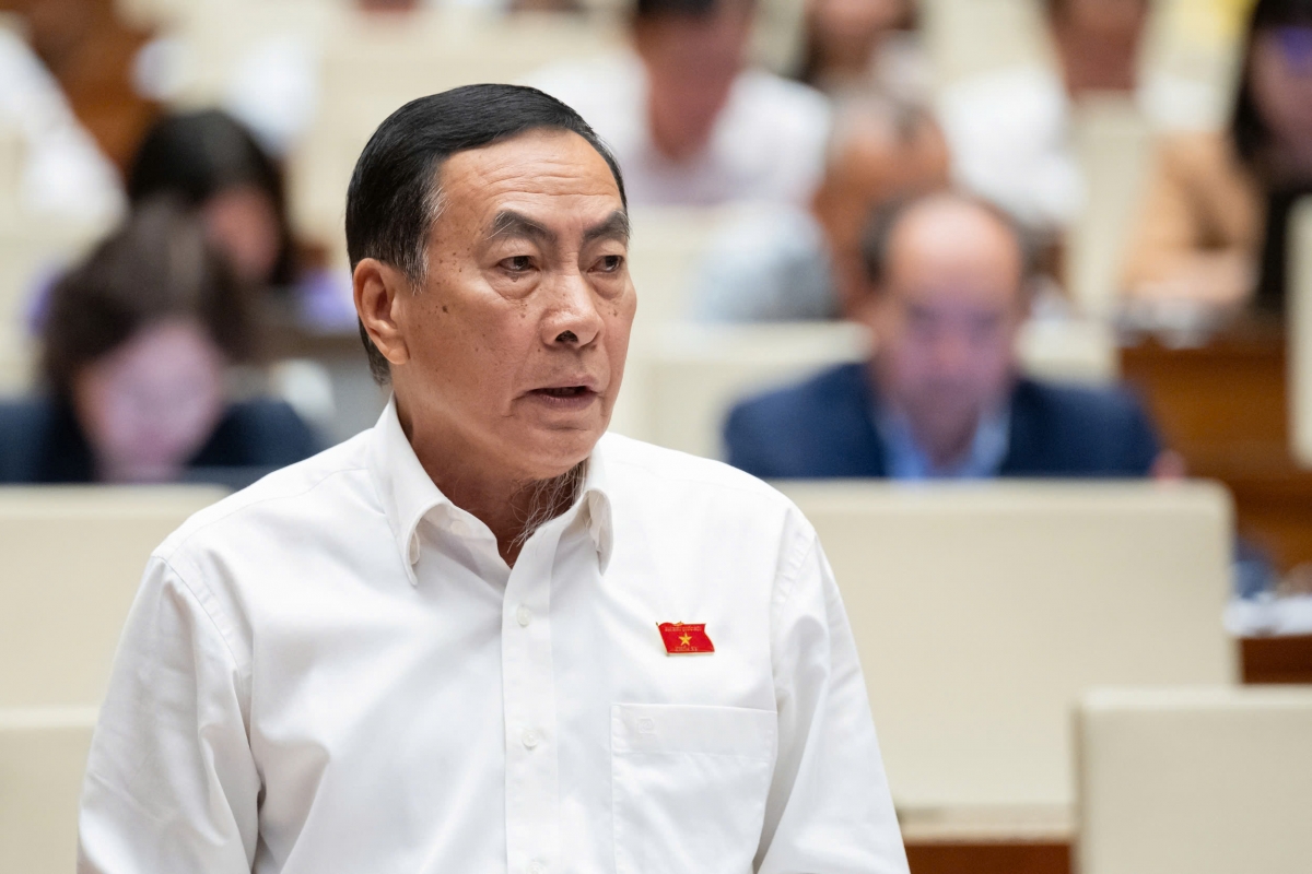Đại biểu Phạm Văn Hòa, đoàn Đồng Tháp (Ảnh: Quốc hội)