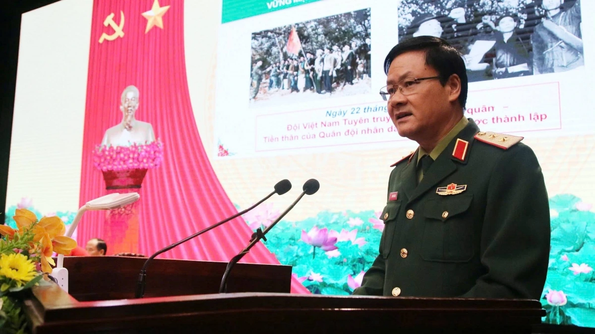 Trung tướng Nguyễn Văn Đức phát biểu.