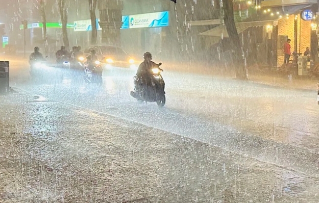 Thừa Thiên Huế đến Phú Yên có mưa vừa, mưa to