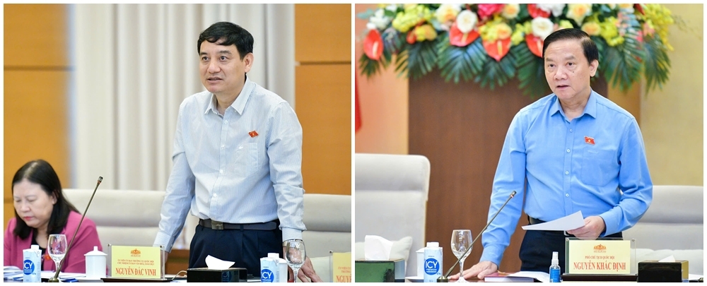 Chủ nhiệm Ủy ban Văn hóa, giáo dục Nguyễn Đắc Vinh (trái) và  Phó Chủ tịch Quốc hội Nguyễn Khắc Định phát biểu tại cuộc họp.
