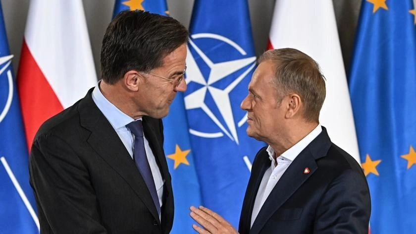 Tổng thư ký NATO Mark Rutte (trái) và Thủ tướng Ba Lan Donald Tusk. Ảnh: tvn24.pl
